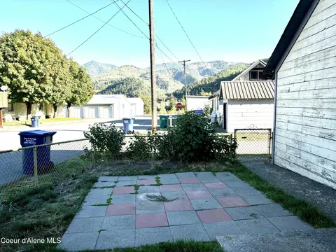 Exterior - 204 Portland Ave, Kellogg, ID 83837 photo 5 of 6