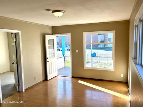 Living - 204 Portland Ave, Kellogg, ID 83837 photo 1 of 2