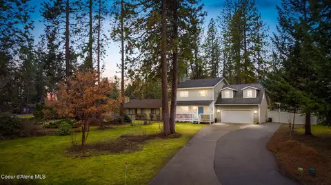 6001 N Pinegrove Dr, Coeur D'alene, ID 83815