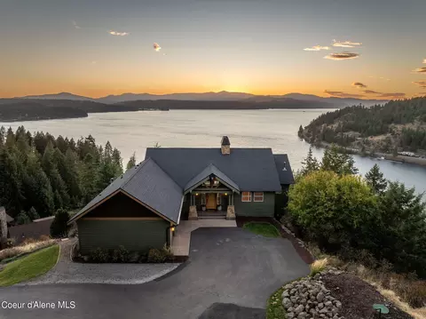 3190 S Lochurst Ln, Coeur D'alene, ID 83814