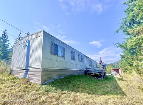 213 5th St, Mullan, ID 83846