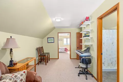 Entry Way - 16145 W Nelson Loop Rd, Rathdrum, ID 83858 photo 2 of 2