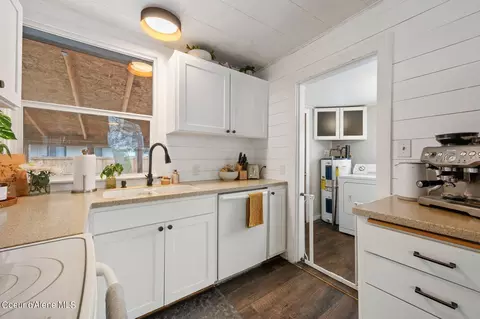 Kitchen - 357 N Henry St, Post Falls, ID 83854 photo 1 of 3