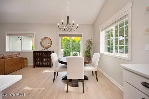Dining - 307 S Riverside Harbor Dr, Post Falls, ID 83854 photo 2 of 2