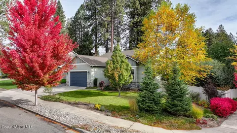 Exterior - 307 S Riverside Harbor Dr, Post Falls, ID 83854 photo 16 of 19