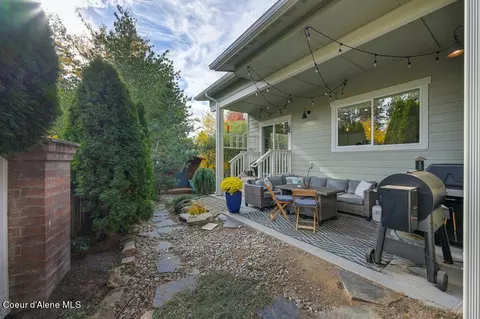 Exterior - 307 S Riverside Harbor Dr, Post Falls, ID 83854 photo 6 of 19