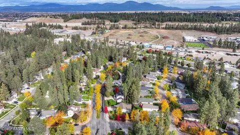 View/Area - 307 S Riverside Harbor Dr, Post Falls, ID 83854 photo 6 of 14