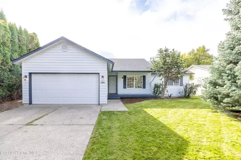 2006 W Hampson Ave, Coeur D'alene, ID 83815