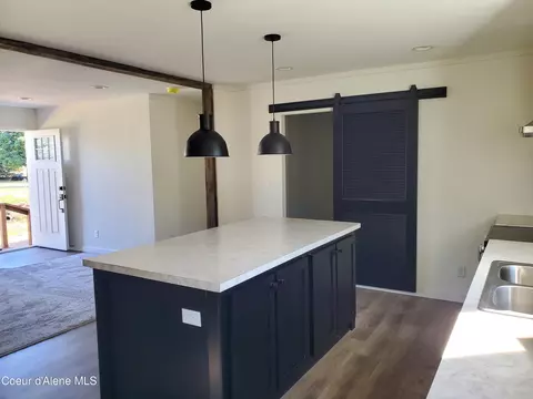 Kitchen - 620 E Mountain View Dr, Sandpoint, ID 83864 photo 4 of 4