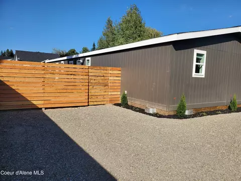 Exterior - 620 E Mountain View Dr, Sandpoint, ID 83864 photo 9 of 10