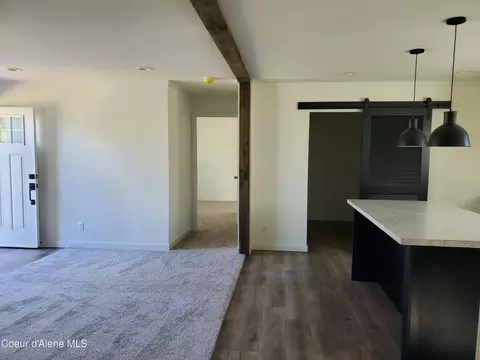 Entry Way - 620 E Mountain View Dr, Sandpoint, ID 83864 photo 2 of 2