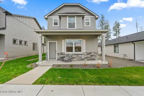 12855 N Bunchberry St, Hayden, ID 83835