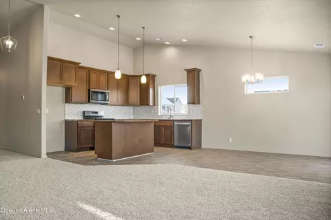 6309 Astoria Loop, Rathdrum, ID 83858 photo 2