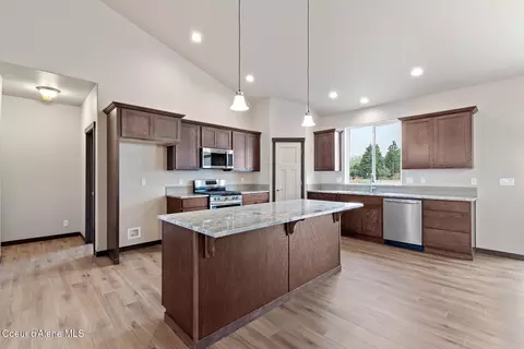 Kitchen - 1998 E Mykal Ct, Post Falls, ID 83854 photo 2 of 3