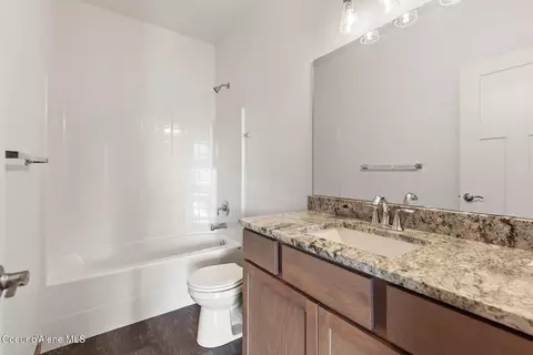 Bath - 1933 E Mykal Ct, Post Falls, ID 83854 photo 3 of 3