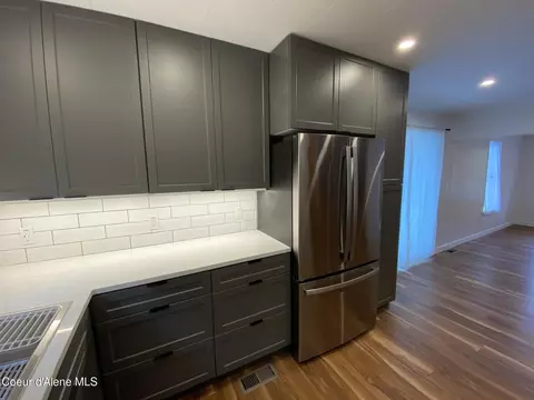 603 W Park Ave, Kellogg, ID 83837 photo 9