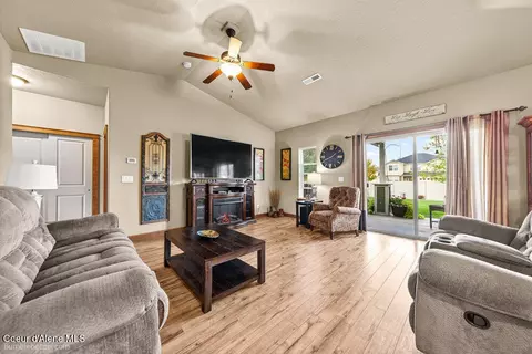 Living - 2960 E Galway Cir, Post Falls, ID 83854 photo 1 of 3