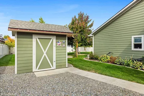 Exterior - 2960 E Galway Cir, Post Falls, ID 83854 photo 13 of 16