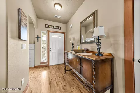 Entry Way - 2960 E Galway Cir, Post Falls, ID 83854 photo 1 of 2