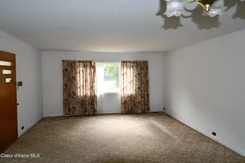 Living - 514 Main St, Wardner, ID 83837 photo 2 of 2