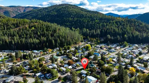 View/Area - 508 B St, Pinehurst, ID 83850 photo 6 of 11