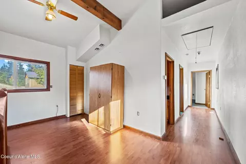 Entry Way - 508 B St, Pinehurst, ID 83850 photo 3 of 3