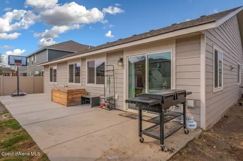 Exterior - 4044 N Shelburne Loop, Post Falls, ID 83854 photo 4 of 14