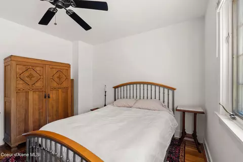 Bedroom - 417 S 4th Ave, Sandpoint, ID 83864 photo 2 of 8