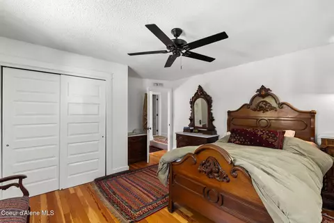 Bedroom - 417 S 4th Ave, Sandpoint, ID 83864 photo 6 of 8
