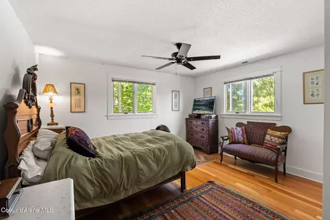Bedroom - 417 S 4th Ave, Sandpoint, ID 83864 photo 5 of 8