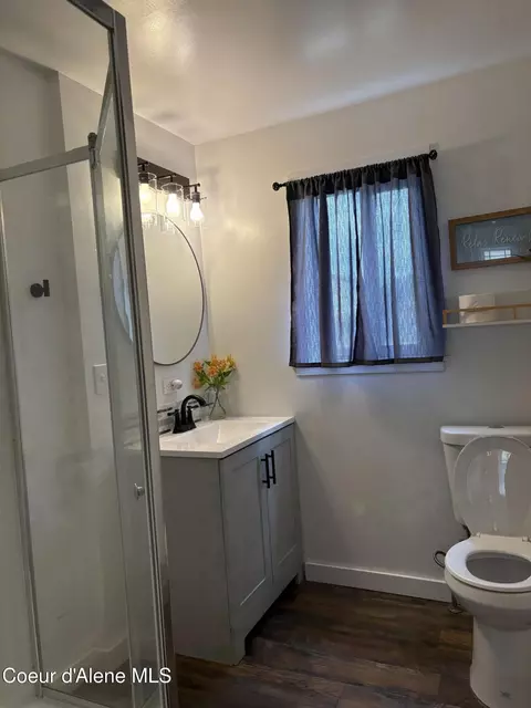 Bath - 214 Silver Ave, Kellogg, ID 83837 photo 2 of 2