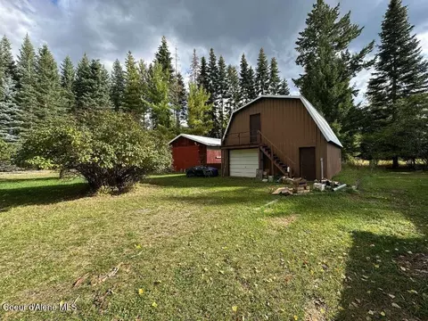 Exterior - 1557 Pleasant Valley Loop, Naples, ID 83847 photo 5 of 10