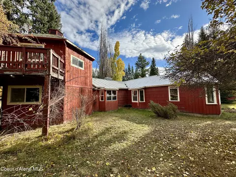 Exterior - 1557 Pleasant Valley Loop, Naples, ID 83847 photo 7 of 10