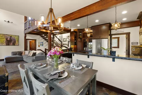 Dining - 1515 E Red Barn Rd, Harrison, ID 83833 photo 2 of 3
