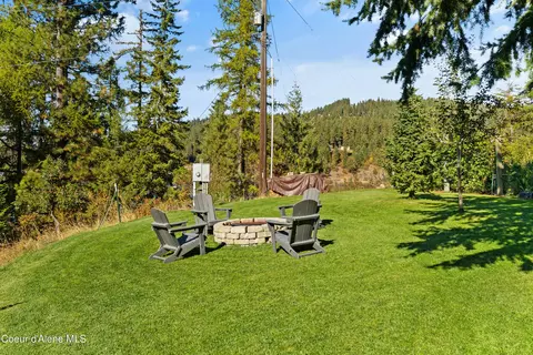 Exterior - 1515 E Red Barn Rd, Harrison, ID 83833 photo 15 of 24