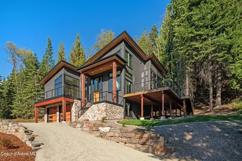 7 Timber Grv, Sandpoint, ID 83864