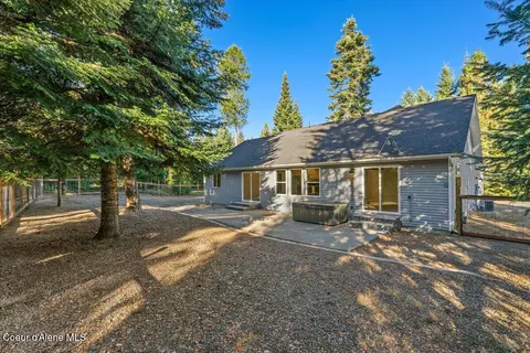 Exterior - 10050 E Duce Rd, Athol, ID 83801 photo 6 of 8