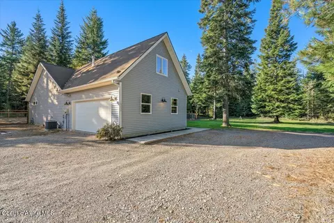 Exterior - 10050 E Duce Rd, Athol, ID 83801 photo 4 of 8