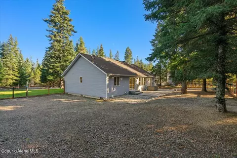 Exterior - 10050 E Duce Rd, Athol, ID 83801 photo 7 of 8