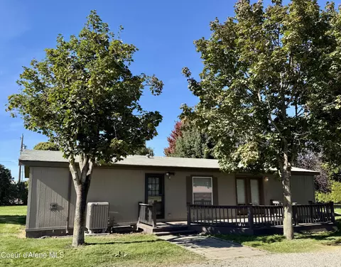 992 N Stateline Rd, Post Falls, ID 83854