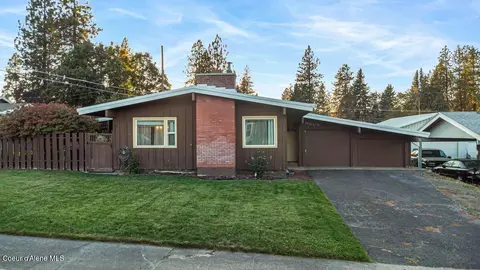 6805 N Lincoln St, Spokane, WA 99208