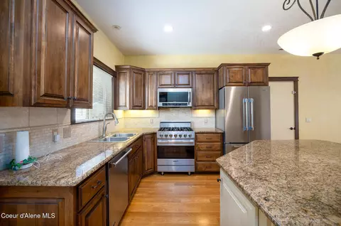 Kitchen - 1365 E Mordyl Loop, Post Falls, ID 83854 photo 1 of 7