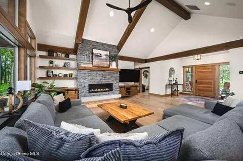 Living - 1230 E Amulet Cir, Rathdrum, ID 83858 photo 1 of 2