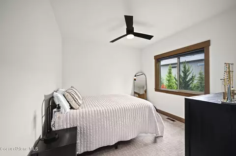 Bedroom - 1230 E Amulet Cir, Rathdrum, ID 83858 photo 4 of 5