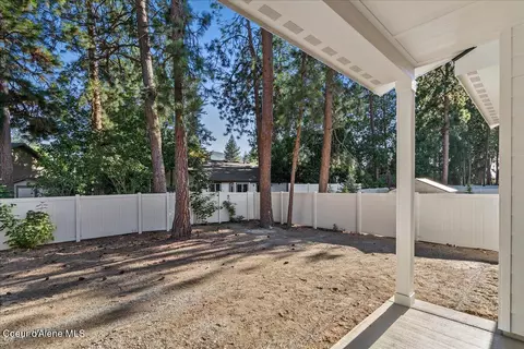Exterior - 2060 E Plaza Ct, Post Falls, ID 83854 photo 5 of 7