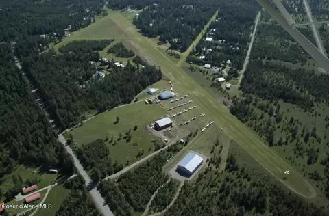 8599 E Apache Trl, Athol, ID 83801