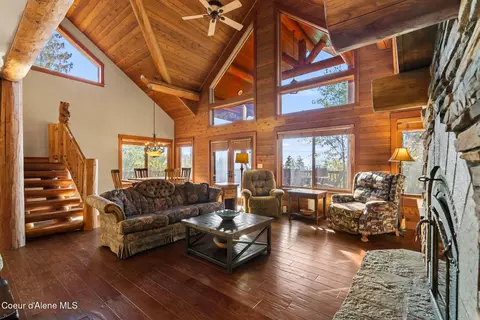 Living - 700 Sunset View Ln, Hope, ID 83836 photo 1 of 2