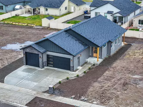 2502 E Salvation Ct, Post Falls, ID 83854 photo 2