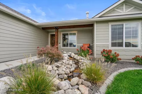 151 W Tennessee Ave, Post Falls, ID 83854