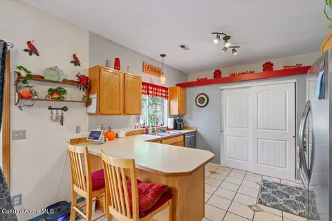 Kitchen - 1255 E Stockman Ave, Post Falls, ID 83854 photo 1 of 5